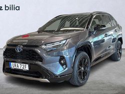 Grå Begagnad 2024 Toyota RAV4 Hybrid Style SUV | 434 900 kr (Bra pris)