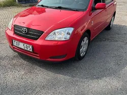 Röd Begagnad 2003 Toyota Corolla Halvkombi | 39 900 kr (Bra pris)