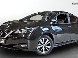 Svart (black) Begagnad 2021 Nissan Leaf Acenta Halvkombi | 159 900 kr (Bra pris)