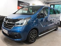 Blå Begagnad 2019 Renault Trafic Van | 299 900 kr