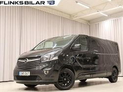 Svart (svart metallic) Begagnad 2019 Opel Vivaro Van | 149 900 kr (Marknadspris)