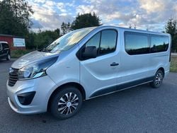 Grå Begagnad 2017 Opel Vivaro Van | 116 000 kr (Marknadspris)