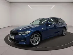 Blå Begagnad 2021 BMW 330e Sport Line Kombi | 309 900 kr (Marknadspris)