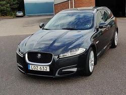 Grå Begagnad 2013 Jaguar XF Sportbrake Kombi | 75 000 kr