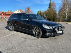 Svart Begagnad 2010 Mercedes E350 Kombi | 115 000 kr (Lite dyr)