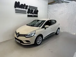 Vit Begagnad 2017 Renault Clio IV Halvkombi | 159 900 kr
