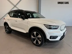 Vit Begagnad 2021 Volvo XC40 Plus SUV | 339 900 kr