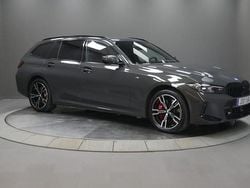 Grå Begagnad 2024 BMW 330e M Sport Kombi | 599 000 kr