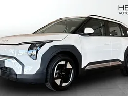 Vit (white) Ny 2025 Kia EV3 SUV | 591 664 kr