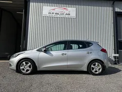 Grå Begagnad 2013 Kia Ceed Comfort Halvkombi | 65 000 kr (Marknadspris)