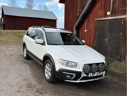 Vit Begagnad 2015 Volvo XC70 Momentum SUV | 160 000 kr (Bra pris)