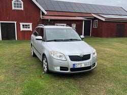 Grå Begagnad 2010 Skoda Fabia Elegance Kombi | 22 900 kr (Superpris)