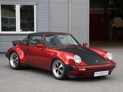 Röd Begagnad 1971 Porsche 911 | 720 000 kr