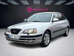 Silver Begagnad 2005 Hyundai Elantra Halvkombi | 24 900 kr (Superpris)