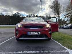 Röd Begagnad 2020 Kia Stonic Advance SUV | 140 000 kr (Bra pris)