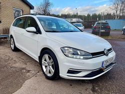 Vit Begagnad 2017 VW Golf VII Kombi | 149 000 kr (Marknadspris)