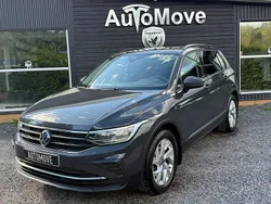 Grå Begagnad 2022 VW Tiguan SUV | 299 900 kr (Marknadspris)