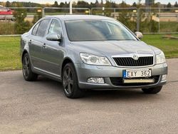 Mörkgrå Begagnad 2012 Skoda Octavia Elegance Halvkombi | 33 900 kr (Bra pris)