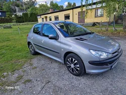 Grå Begagnad 2005 Peugeot 206 Halvkombi | 35 000 kr
