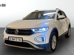 Vit (pure white) Begagnad 2022 VW T-Roc Life SUV | 274 900 kr (Marknadspris)