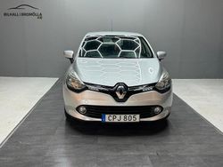 Silver Begagnad 2014 Renault Clio IV Halvkombi | 69 900 kr (Marknadspris)