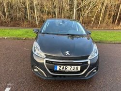 Begagnad 2017 Peugeot 208 Halvkombi | 85 000 kr (Marknadspris)
