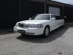 Vit Begagnad 2005 Lincoln Town Car Sedan | 179 900 kr