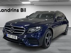 Mörkblå (cavansitblå metallic) Begagnad 2019 Mercedes E300 AMG Kombi | 309 000 kr (Bra pris)