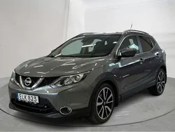 Grå Begagnad 2015 Nissan Qashqai 360º SUV | 142 000 kr (Marknadspris)