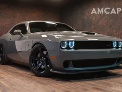 Grå Begagnad 2018 Dodge Challenger Sportkupé | 739 500 kr