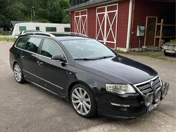 Svart Begagnad 2010 VW Passat R-line Kombi | 16 000 kr (Superpris)