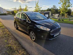 Svart Begagnad 2015 Ford Fiesta Titanium Halvkombi | 58 000 kr (Superpris)