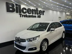 Vit Begagnad 2016 Citroën C4 Halvkombi | 109 900 kr (Lite dyr)