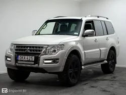 Vit Begagnad 2016 Mitsubishi Pajero SUV | 299 900 kr (Dyr)
