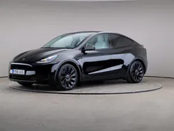 Svart Begagnad 2024 Tesla Model Y Performance SUV | 479 000 kr
