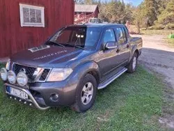 Grå Begagnad 2011 Nissan Navara Pickup | 75 000 kr (Bra pris)