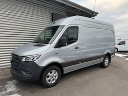 Silver (hightechsilver metallic) Ny 2025 Mercedes E-Sprinter Van | 798 750 kr