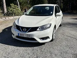 Vit Begagnad 2015 Nissan Pulsar Halvkombi | 82 000 kr (Bra pris)