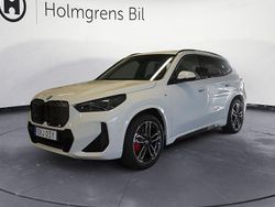 Vit Begagnad 2024 BMW iX1 M Sport SUV | 659 800 kr