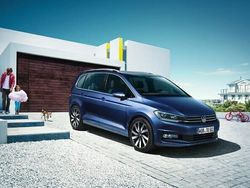 Ny 2025 VW Touran Edition Minibuss | 413 900 kr (Marknadspris)