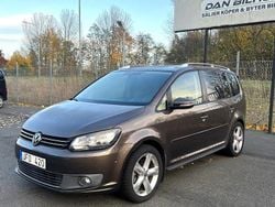Brun Begagnad 2012 VW Touran Minibuss | 74 900 kr (Bra pris)