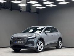 Grå Begagnad 2022 Audi Q4 e-tron Proline SUV | 369 900 kr (Marknadspris)