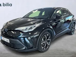 Svart Begagnad 2020 Toyota C-HR Edition SUV | 259 900 kr (Marknadspris)