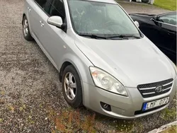 Silver Begagnad 2009 Kia Ceed 4 Halvkombi | 28 900 kr (Marknadspris)