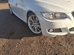 Vit Begagnad 2010 BMW 320 M Sport Sportkupé | 65 000 kr (Superpris)