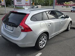 Grå Begagnad 2013 Volvo V60 Kombi | 84 000 kr (Bra pris)