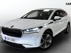 Vit (white) Begagnad 2023 Skoda Enyaq iV SportLine SUV | 419 900 kr (Marknadspris)