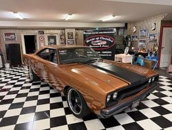 Kopparmetallic svart Begagnad 1970 Plymouth Road Runner Sportkupé | 395 000 kr
