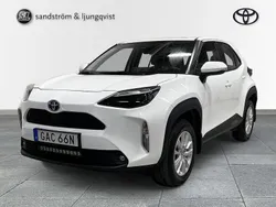 Vit Begagnad 2021 Toyota Yaris Cross Active SUV | 269 000 kr (Marknadspris)