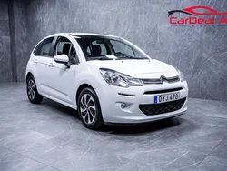 Vit Begagnad 2016 Citroën C3 Halvkombi | 74 800 kr (Marknadspris)